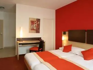 Bon Port Hotel