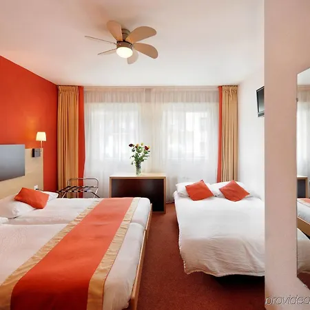 Hotel Bon Port 3*