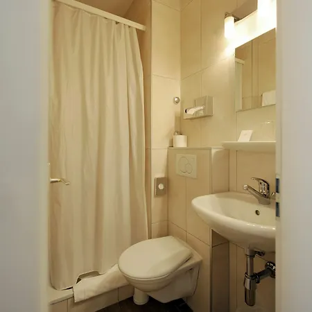 Hotel Bon Port 3*