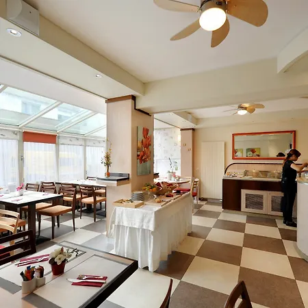 Bon Port Hotel 3*