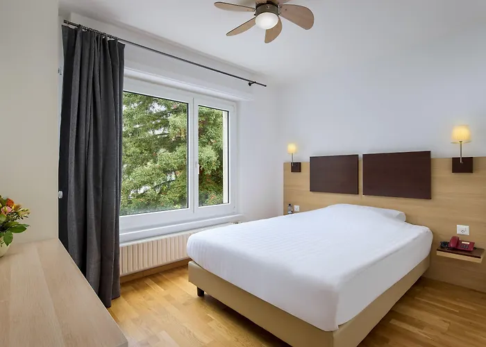 波港酒店 蒙特勒