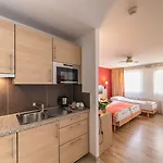 Hotel Bon Port 3*