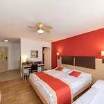 Hotel Bon Port
