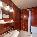 Bon Port Hotel 3*