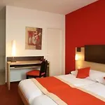 Bon Port Hotel