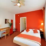 Bon Port Hotel 3*